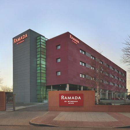 Hotel Ramada By Wyndham Madrid Getafe Exterior foto
