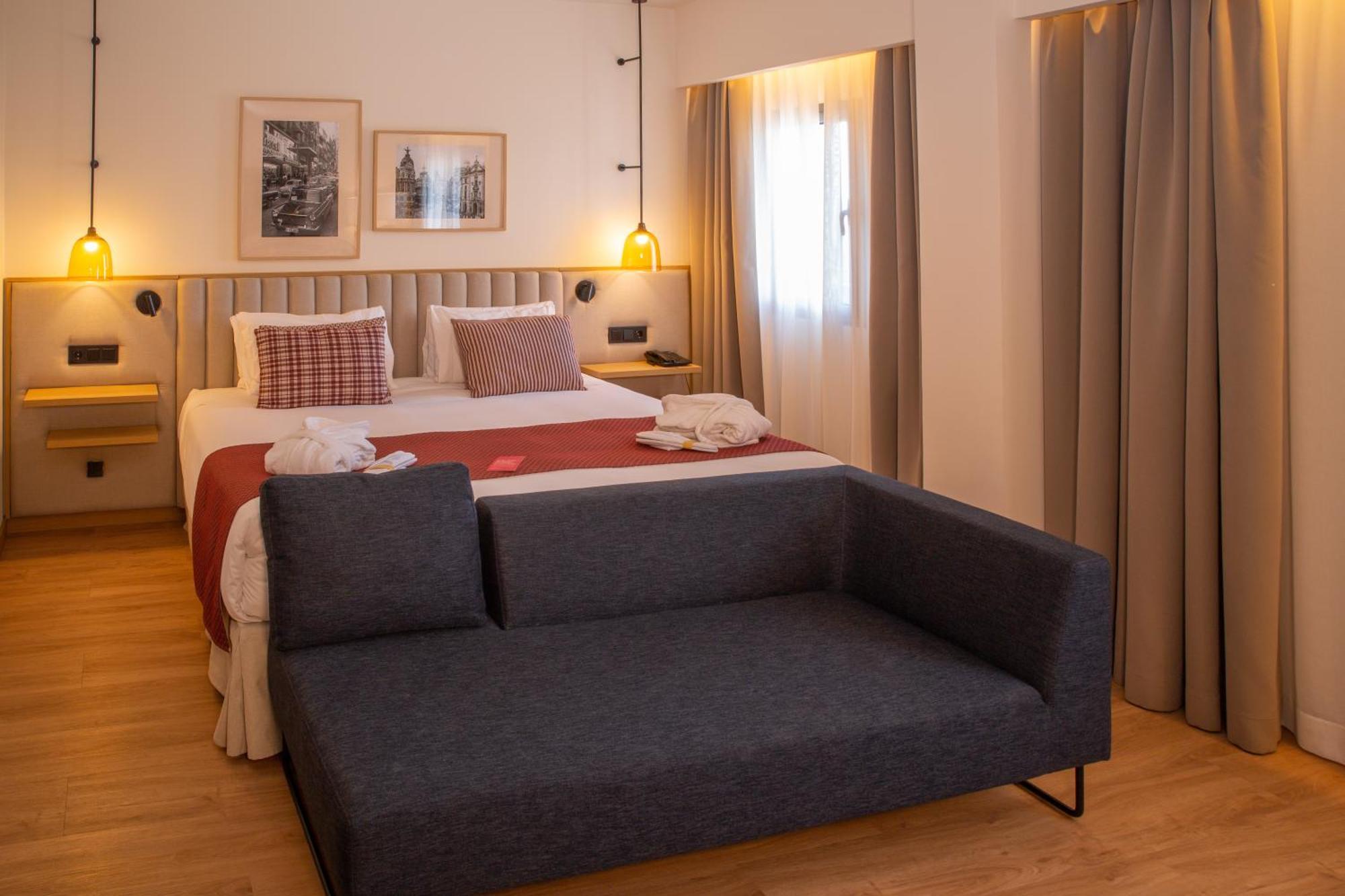 Hotel Ramada By Wyndham Madrid Getafe Exterior foto
